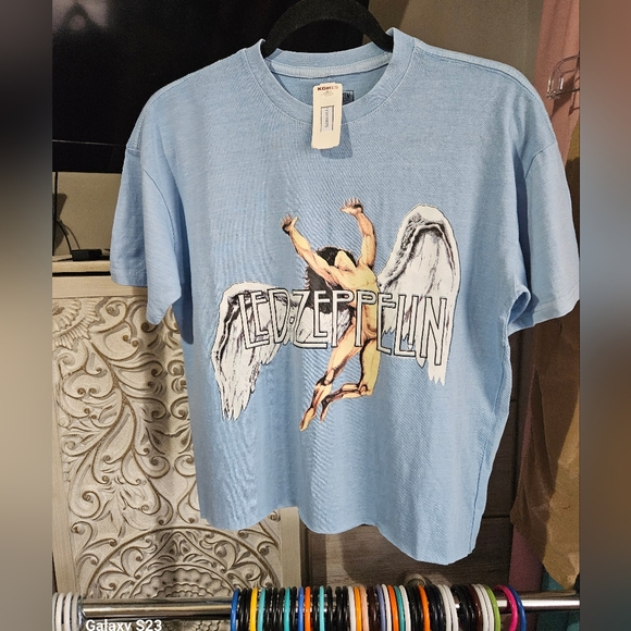 LED ZEPPELIN WOMENS MEDIUM SHORT SLEEVE CROPPED TSHIRT - Picture 5 of 5